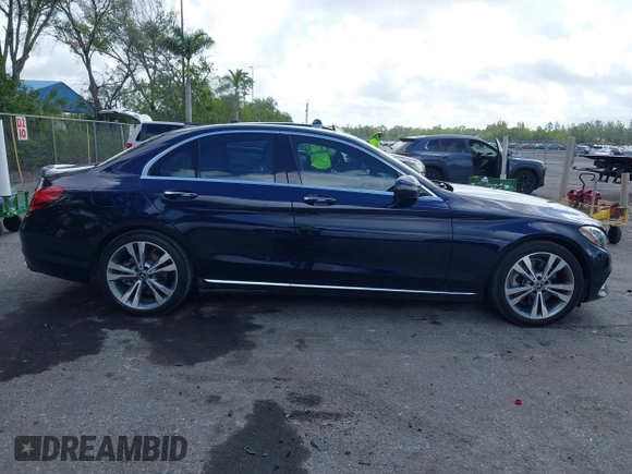 2018 Mercedes-Benz C 300 with VIN WDDWF4JB2JR345906, listed as a IAAI auction lot 41933916 with 56,290 mi miles and . Bid and sale history available at carsss.com. Image 14.