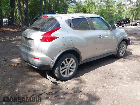 2011 Nissan Juke SL with VIN JN8AF5MR2BT001150, listed as a IAAI auction lot 42244426 with 170,548 mi miles and . Bid and sale history available at DreamBid. Image 4.