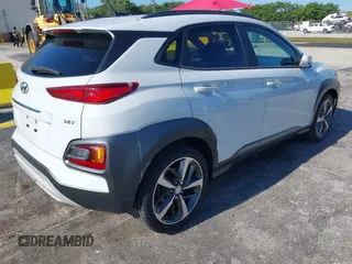 2018 Hyundai Kona Limited with VIN KM8K33A59JU080173, listed as a IAAI auction lot 42041992 with 37,513 mi miles. Bid and sale history available at carsss.com. Image 4.