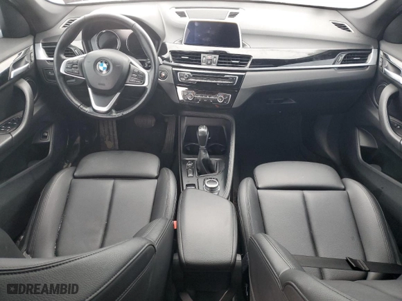 2019 BMW X1 xDrive28i with VIN WBXHT3C54K5L91407, listed as a Copart auction lot 84875904 with 97,304 mi miles and Salvage Title. Bid and sale history available at carsss.com. Image 8.