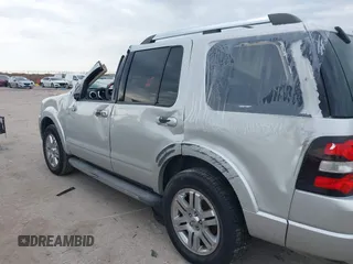 2010 Ford Explorer Limited with VIN 1FMEU7F89AUA84731, listed as a IAAI auction lot 41585563 with 142,598 mi miles. Bid and sale history available at carsss.com. Image 6.