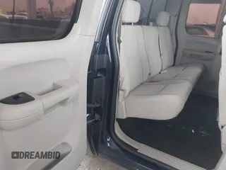 2007 Chevrolet Silverado 1500 LT w/1LT with VIN 2GCEC19J771665197, listed as a IAAI auction lot 41725768 with 122,855 mi miles. Bid and sale history available at carsss.com. Image 8.