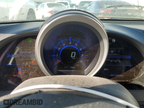 2015 Honda CR-Z with VIN JHMZF1D44FS000331, listed as a Copart auction lot 82793014 with 101,123 mi miles and Salvage Title. Bid and sale history available at carsss.com. Image 9.