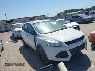 2014 Ford Escape S with VIN 1FMCU0F7XEUC38357, listed as a IAAI auction lot 41978502 with 150,039 mi miles. Bid and sale history available at carsss.com. Image 1.