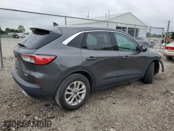 2020 Ford Escape SE z VIN 1FMCU0G64LUB91314, wystawiony jako Copart lot #58558185 z przebiegiem 78 251 mil mil oraz Szkoda całkowita • Salvage title. Historia ofert i sprzedaży dostępna na DreamBid. Obrazek 3.
