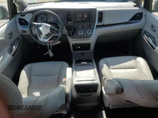 2020 Toyota Sienna XLE Auto Access Seat с VIN 5TDYZ3DC4LS029257, выставлен на аукционе Copart как лот 56777725 с пробегом 53 574 миль миль и Списание • Salvage title. История ставок и продаж доступна на DreamBid. Изображение 8.