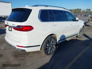 2020 BMW X7 xDrive40i with VIN 5UXCW2C03L9C67539, listed as a IAAI auction lot 41261357 with 46,654 mi miles. Bid and sale history available at carsss.com. Image 4.