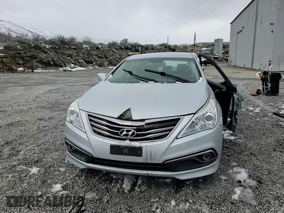 2017 Hyundai Azera with VIN KMHFG4JGXHA591402, listed as a Copart auction lot 50982765 with 42,426 mi miles and Salvage title. Bid and sale history available at DreamBid. Image 12.