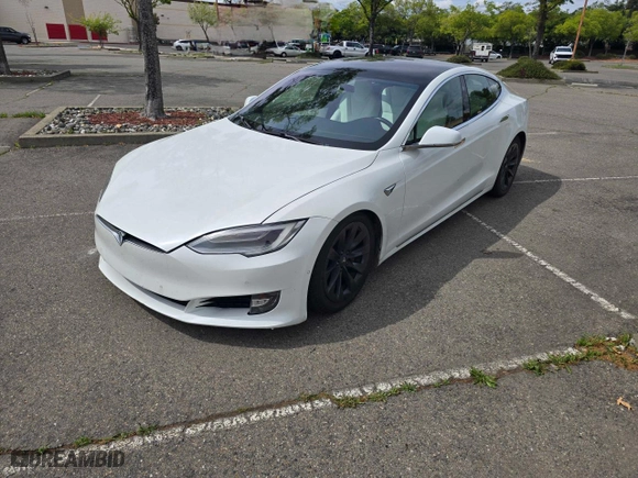 2018 Tesla Model S 75D with VIN 5YJSA1E29JF276329, listed as a Copart auction lot 52448965 with 183,295 mi miles and Salvage Title. Bid and sale history available at carsss.com. Image 2.