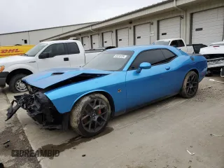 2018 Dodge Challenger R/T Scat Pack z VIN 2C3CDZFJ0JH131937, wystawiony jako Copart lot #45518725 z przebiegiem 61 371 mil mil oraz Szkoda całkowita • Salvage title. Historia ofert i sprzedaży dostępna na DreamBid. Obrazek 1.