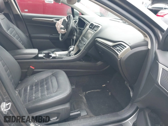 2016 Ford Fusion SE with VIN 3FA6P0H9XGR402567, listed as a IAAI auction lot 41968253 with 62,697 mi miles and . Bid and sale history available at DreamBid. Image 5.