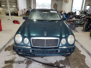 1998 Mercedes-Benz E-Class with VIN WDBJF65F6WA590094, listed as a Copart auction lot 72751984 with 196,048 mi miles and Salvage Title. Bid and sale history available at carsss.com. Image 5.