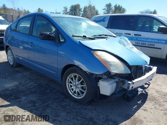 2008 Toyota Prius with VIN JTDKB20U887735362, listed as a IAAI auction lot 41994560 with 175,179 mi miles and . Bid and sale history available at carsss.com. Image 1.