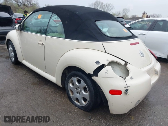 2003 Volkswagen Beetle GLS with VIN 3VWCK21Y43M315003, listed as a IAAI auction lot 41914125 with Not Provided miles and . Bid and sale history available at DreamBid. Image 3.