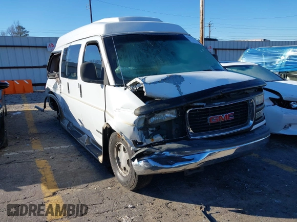 1998 GMC Savana Cargo Van YF7 with VIN 1GDFG15R5W1014364, listed as a IAAI auction lot 41578281 with 168,915 mi miles. Bid and sale history available at carsss.com. Image 1.