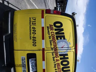 2016 Chevrolet Express Cargo с VIN 1GCWGAFF2G1171778, выставлен на аукционе IAAI как лот 42792216 с пробегом 140 948 миль миль и . История ставок и продаж доступна на DreamBid. Изображение 9.