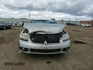 2009 Mitsubishi Galant ES z VIN 4A3AB36F59E031768, wystawiony jako Copart lot #51874305 z przebiegiem 141 638 mil mil oraz Szkoda całkowita • Salvage title. Historia ofert i sprzedaży dostępna na DreamBid. Obrazek 10.