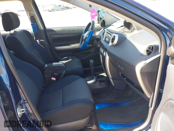 2006 Scion xA with VIN JTKKT624365005507, listed as a IAAI auction lot 41978832 with 181,379 mi miles. Bid and sale history available at carsss.com. Image 5.