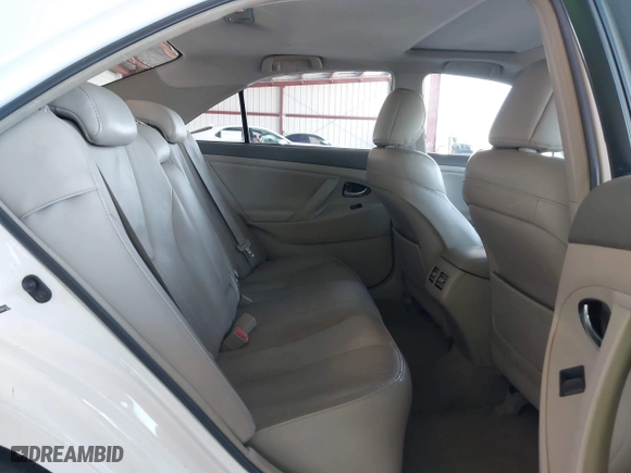 2009 Toyota Camry Hybrid with VIN 4T1BB46K69U072258, listed as a IAAI auction lot 42085130 with 179,454 mi miles. Bid and sale history available at carsss.com. Image 8.