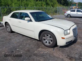 2006 Chrysler 300 Touring with VIN 2C3KA53G96H493519, listed as a IAAI auction lot 42623327 with 224,760 mi miles and . Bid and sale history available at DreamBid. Image 1.