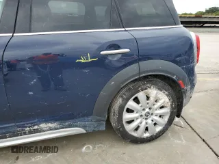 2018 MINI Countryman Cooper S with VIN WMZYT3C37J3E93910, listed as a Copart auction lot 74038734 with 0 mi miles and Salvage Title. Bid and sale history available at carsss.com. Image 13.