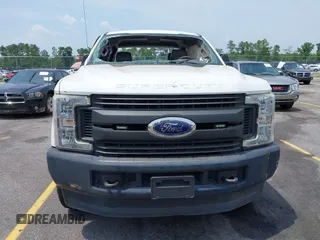 2017 Ford F-250 XLT с VIN 1FT7X2B62HEE58337, выставлен на аукционе IAAI как лот 42553732 с пробегом 136 291 миль миль и . История ставок и продаж доступна на DreamBid. Изображение 12.
