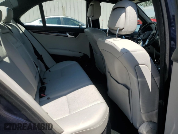 2013 Mercedes-Benz C 300 Sport с VIN WDDGF8AB9DR252462, выставлен на аукционе Copart как лот 62599095 с пробегом 132 670 миль миль и Списание • Salvage title. История ставок и продаж доступна на DreamBid. Изображение 10.