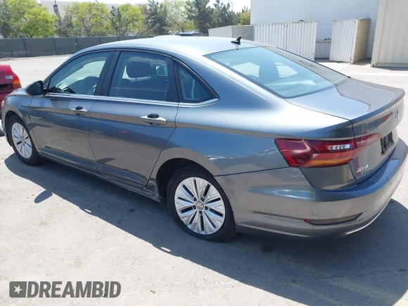 2019 Volkswagen Jetta S z VIN 3VWC57BUXKM074708, wystawiony jako IAAI lot #42151448 z przebiegiem 189 430 mil mil oraz . Historia ofert i sprzedaży dostępna na DreamBid. Obrazek 3.