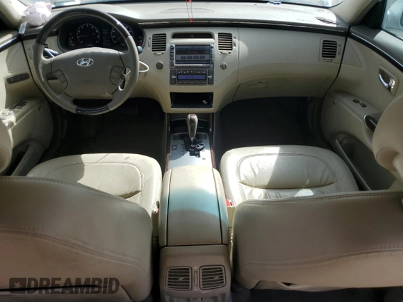 2009 Hyundai Azera Limited with VIN KMHFC46F29A357686, listed as a Copart auction lot 50432315 with 48,602 mi miles and Salvage Title. Bid and sale history available at DreamBid. Image 8.