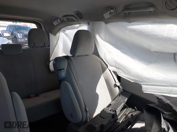 2020 Toyota Sienna LE Auto Access Seat with VIN 5TDKZ3DC3LS040255, listed as a IAAI auction lot 41720899 with 100,180 mi miles and . Bid and sale history available at DreamBid. Image 8.