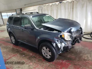 2010 Mercury Mariner z VIN 4M2CN9B70AKJ24170, wystawiony jako Copart lot #49241535 z przebiegiem 118 661 mil mil oraz Szkody całkowita. Historia ofert i sprzedaży dostępna na DreamBid. Obrazek 4.