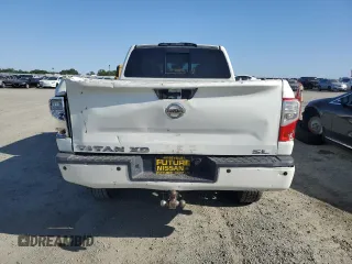 2016 Nissan Titan Platinum Reserve z VIN 1N6BA1F2XGN506613, wystawiony jako Copart lot #52592585 z przebiegiem 133 408 mil mil oraz Czysty tytuł • Clean title. Historia ofert i sprzedaży dostępna na DreamBid. Obrazek 6.