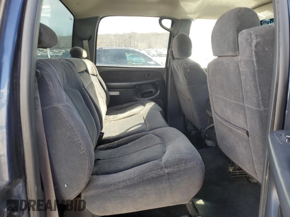 2002 Chevrolet Silverado 1500HD LT with VIN 1GCGK13U92F149424, listed as a Copart auction lot 48531665 with 211,773 mi miles and Clean Title. Bid and sale history available at DreamBid. Image 10.