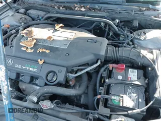 2003 Acura CL with VIN 19UYA42433A006026, listed as a IAAI auction lot 41841619 with 141,281 mi miles. Bid and sale history available at carsss.com. Image 10.