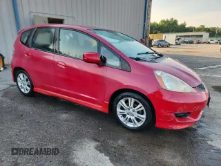 2009 Honda Fit Sport z VIN JHMGE88479S055924, wystawiony jako Copart lot #67186495 z przebiegiem 65 984 mil mil oraz Szkoda całkowita • Salvage title. Historia ofert i sprzedaży dostępna na DreamBid. Obrazek 4.