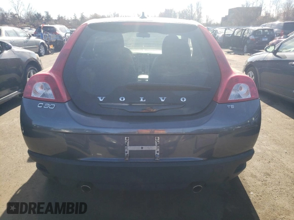 2010 Volvo C30 с VIN YV1672MKXA2171481, выставлен на аукционе Copart как лот 79916064 с пробегом 44 660 миль миль и Списание • Salvage title. История ставок и продаж доступна на DreamBid. Изображение 6.