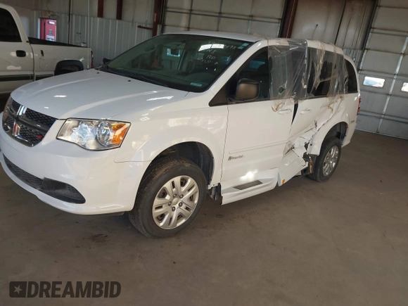 2017 Dodge Grand Caravan SE z VIN 2C4RDGBG6HR848612, wystawiony jako IAAI lot #38453498 z przebiegiem 56 964 mil mil oraz . Historia ofert i sprzedaży dostępna na DreamBid. Obrazek 2.