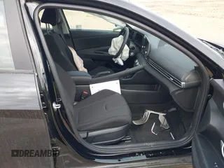 2024 Hyundai Elantra SE with VIN KMHLL4DGXRU814578, listed as a IAAI auction lot 41452571 with 1,558 mi miles and . Bid and sale history available at DreamBid. Image 5.