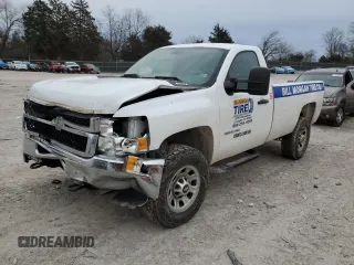 2012 Chevrolet Silverado 3500HD Work Truck z VIN 1GC0KZCG4CZ191509, wystawiony jako Copart lot #41818965 z przebiegiem 227 705 mil mil oraz Szkody całkowita. Historia ofert i sprzedaży dostępna na DreamBid. Obrazek 1.