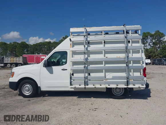 2020 Nissan NV Cargo SV z VIN 1N6BF0LY8LN803023, wystawiony jako IAAI lot #41555879 z przebiegiem 54 421 mil mil oraz . Historia ofert i sprzedaży dostępna na DreamBid. Obrazek 14.