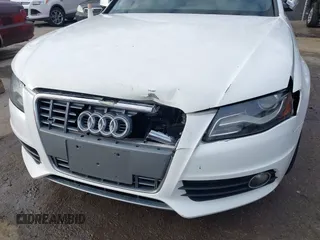 2010 Audi S4 Prestige z VIN WAUKGAFLXAA020826, wystawiony jako IAAI lot #41711179 z przebiegiem 122 108 mil mil oraz . Historia ofert i sprzedaży dostępna na DreamBid. Obrazek 6.