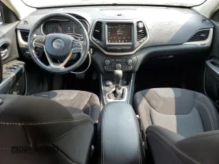 2016 Jeep Cherokee Latitude с VIN 1C4PJMCS1GW111194, выставлен на аукционе Copart как лот 59280535 с пробегом 113 230 миль миль и На запчасти • Non repairable. История ставок и продаж доступна на DreamBid. Изображение 8.