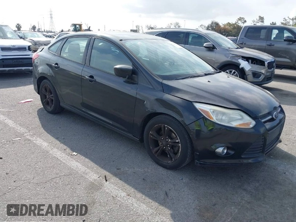 2012 Ford Focus SE with VIN 1FAHP3F27CL392394, listed as a IAAI auction lot 41909902 with 81,703 mi miles. Bid and sale history available at carsss.com. Image 1.