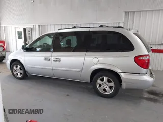 2005 Dodge Caravan SXT with VIN 2D4GP44L65R335656, listed as a IAAI auction lot 42526728 with 322,176 mi miles and . Bid and sale history available at DreamBid. Image 14.