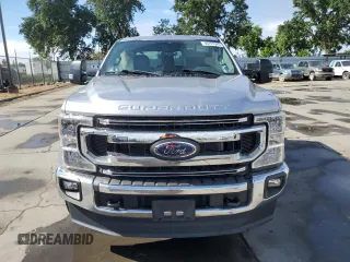 2022 Ford F-250 XL z VIN 1FT7W2B67NEC65762, wystawiony jako Copart lot #56707045 z przebiegiem 17 159 mil mil oraz Szkoda całkowita • Salvage title. Historia ofert i sprzedaży dostępna na DreamBid. Obrazek 5.