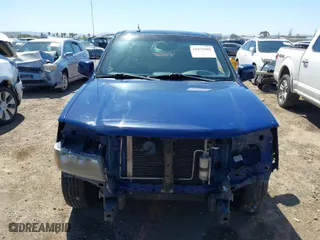 2012 Chevrolet Colorado LT w/1LT with VIN 1GCDSCF94C8115872, listed as a IAAI auction lot 41835409 with 208,541 mi miles. Bid and sale history available at carsss.com. Image 6.