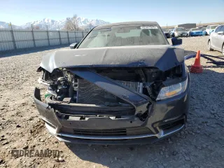 2017 Lincoln Continental Reserve with VIN 1LN6L9NC1H5629480, listed as a Copart auction lot 42441525 with 91,784 mi miles and Salvage Title. Bid and sale history available at carsss.com. Image 5.