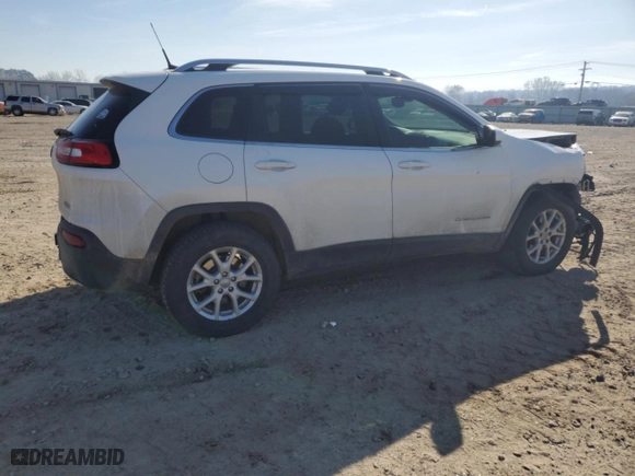 2016 Jeep Cherokee Latitude with VIN 1C4PJMCS0GW182855, listed as a Copart auction lot 47138175 with 120,855 mi miles and Clean Title. Bid and sale history available at carsss.com. Image 3.