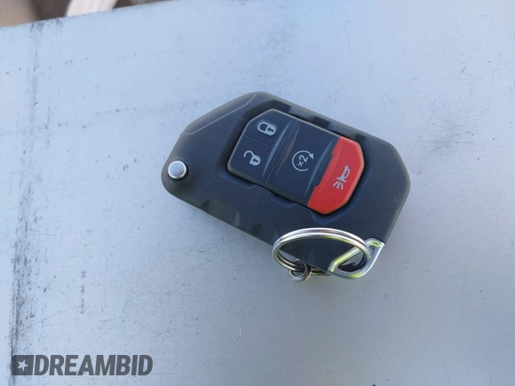 2024 Jeep Wrangler Sport S z VIN 1C4RJXN69RW257484, wystawiony jako IAAI lot #41347564 z przebiegiem 7 359 mil mil oraz . Historia ofert i sprzedaży dostępna na DreamBid. Obrazek 11.