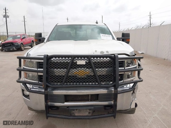 2015 Chevrolet Silverado 2500HD LT with VIN 1GC1KVE85FF529489, listed as a IAAI auction lot 41832322 with NaN miles. Bid and sale history available at carsss.com. Image 12.
